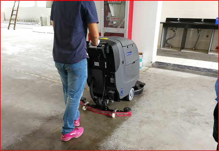 水泥地清潔方法用洗地機(jī)最好
