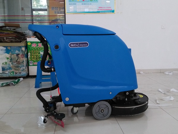 FS20A洗地機